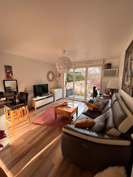 Appart 2 Chambres 17 Min De Paris Rosny-sous-Bois Exteriér fotografie